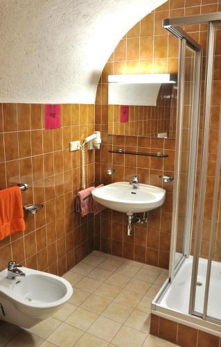 Hotel Grauer Baer Bressanone Bagian luar foto