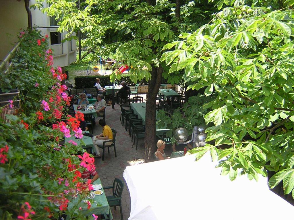 Hotel Grauer Baer Bressanone Bagian luar foto