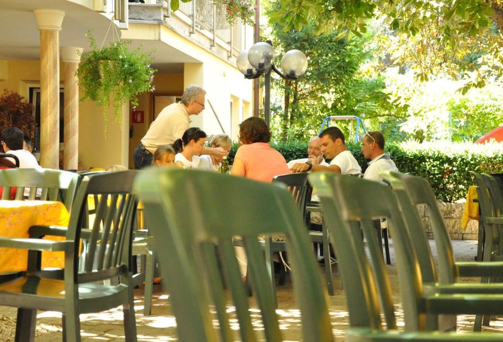Hotel Grauer Baer Bressanone Bagian luar foto
