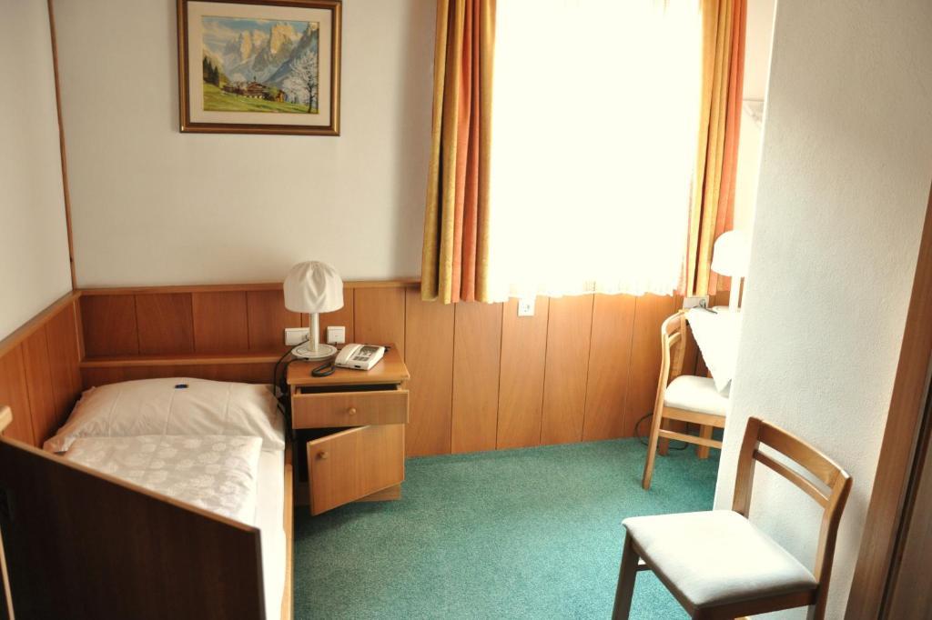 Hotel Grauer Baer Bressanone Ruang foto